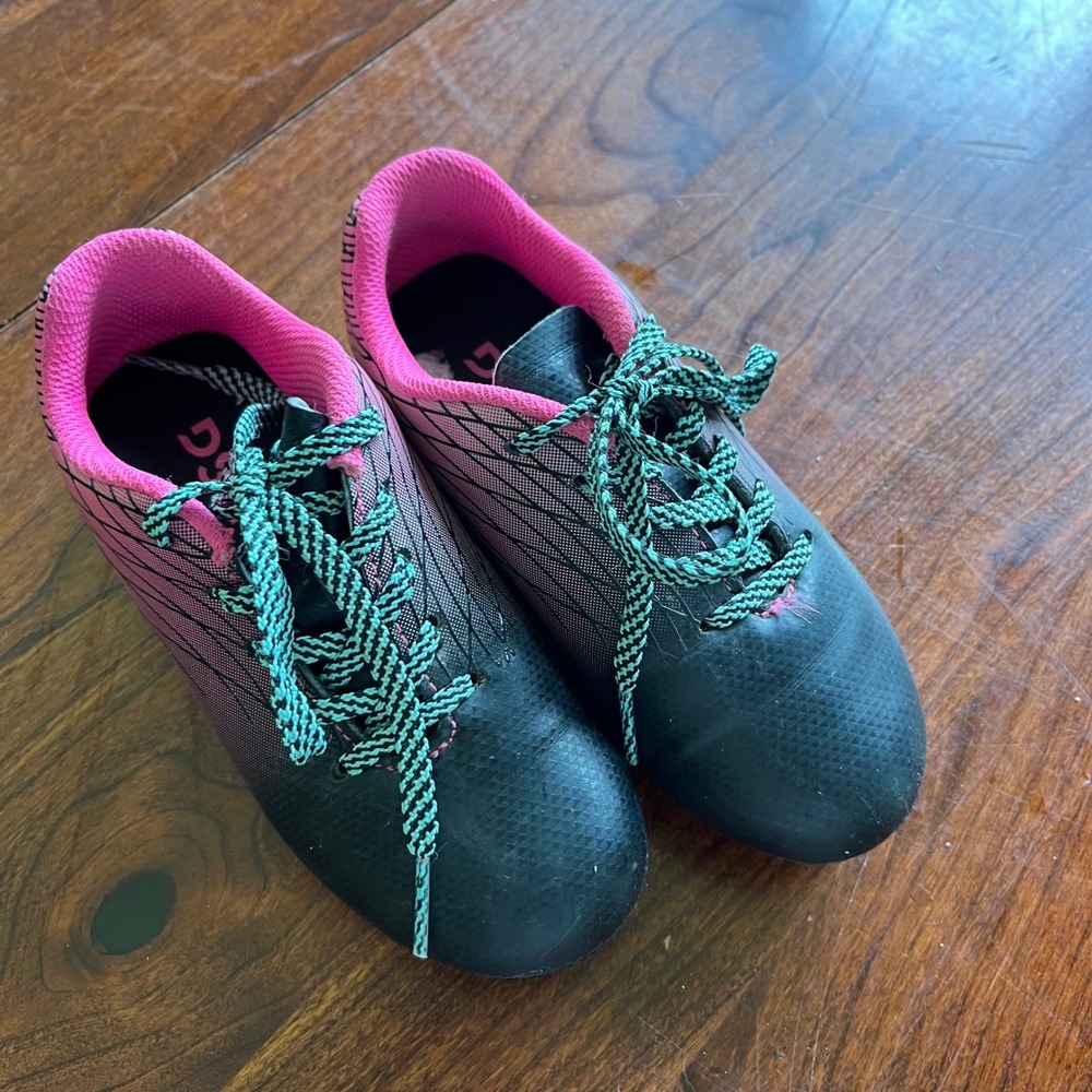 DSG Youth Soccer Cleats Pink Black‎ Teal Athletic Shoes Size 10K DSCYP19-PNK